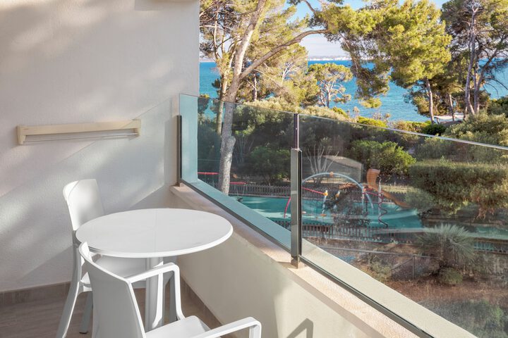 Terrace/Patio 34 of 65