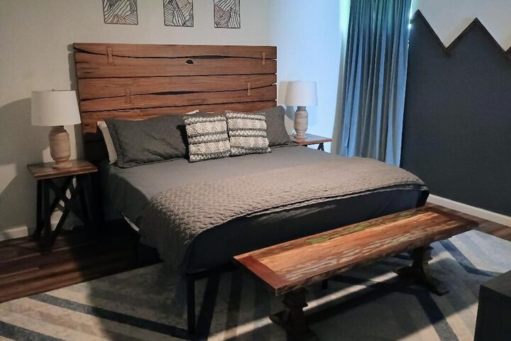 Room 18 of 61