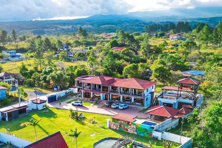 Luxury Canyon Suites in Alto Boquete