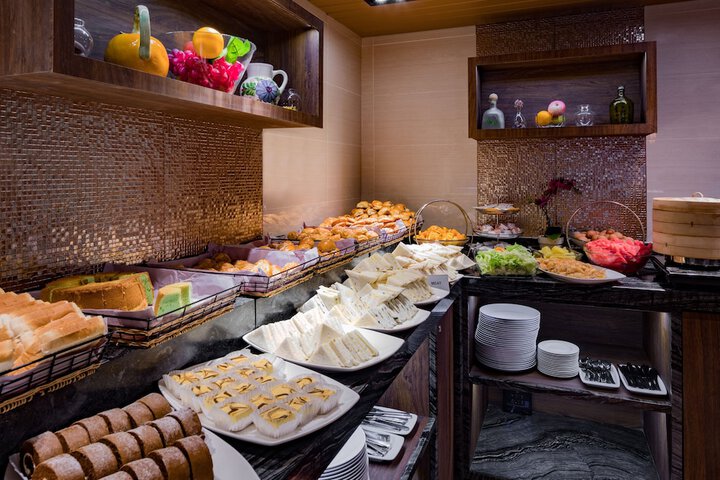 Dining Photos