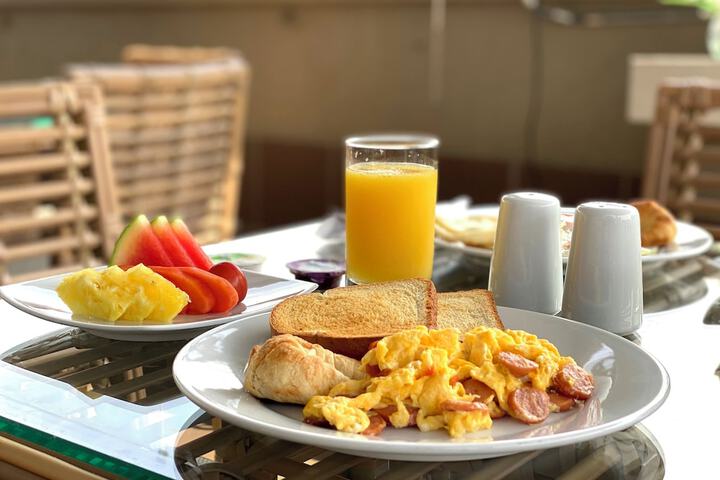 Breakfast/Coffee Service 71 of 81