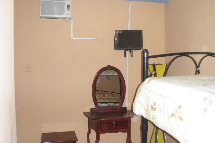 Room 17 of 53