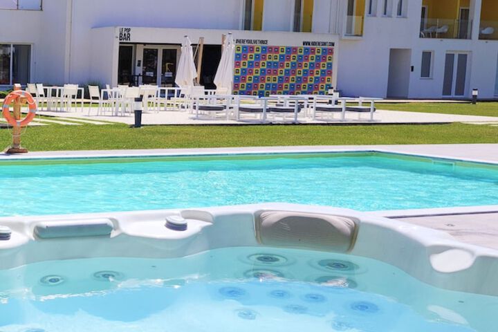 Pool 32 of 65