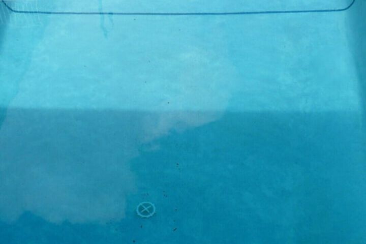 Pool 25 of 29