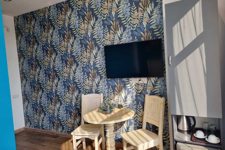 Room 8 of 31