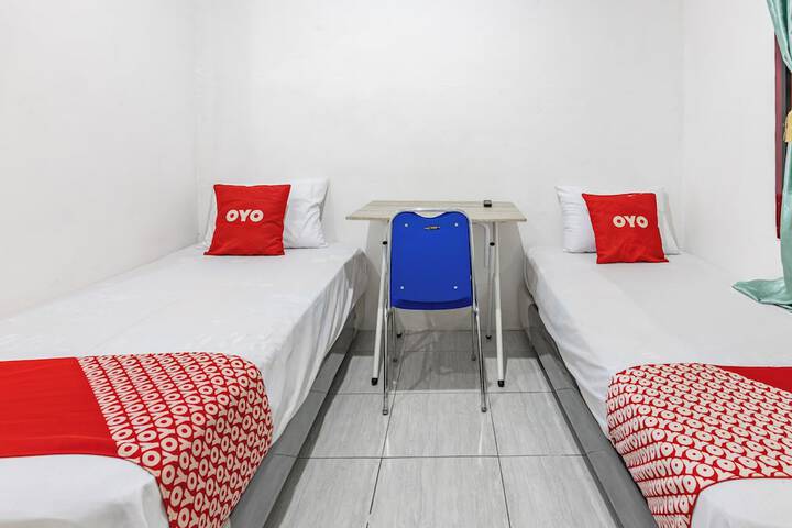 Room 11 of 20