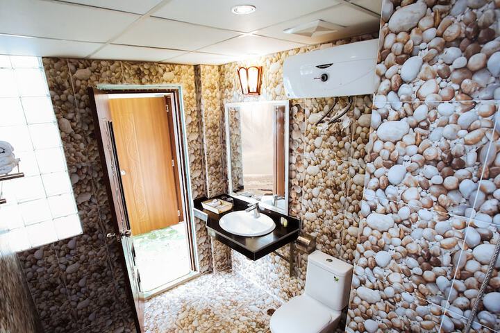 Room 19 of 50