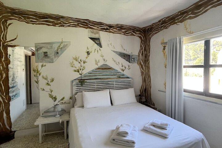 Room 30 of 55