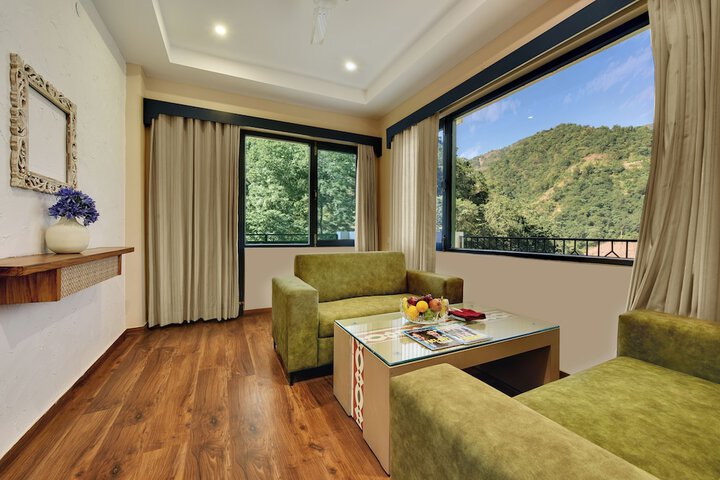 Room 20 of 49