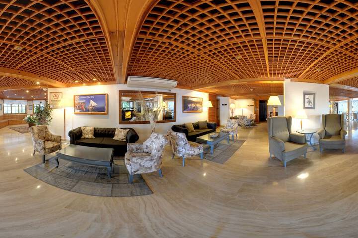 Lobby Entry