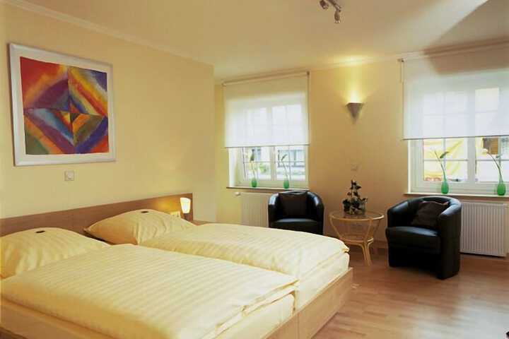 Room 3 of 9