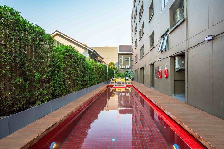 Pool 47 of 96