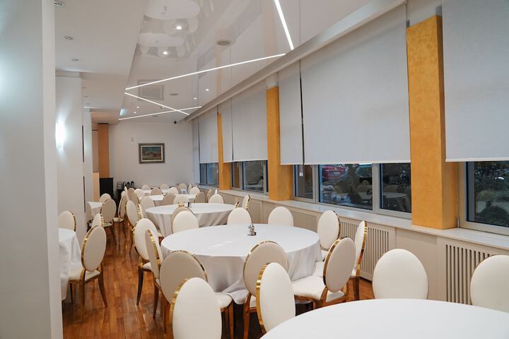 Business Center 60 of 64