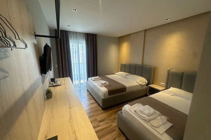 Room 34 of 52