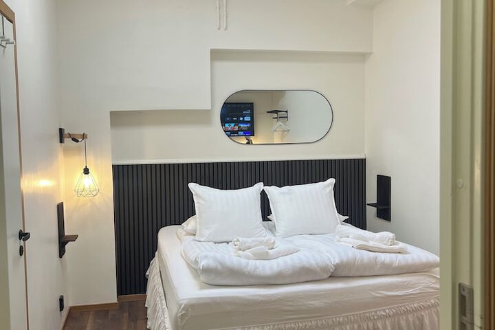 Room 19 of 27