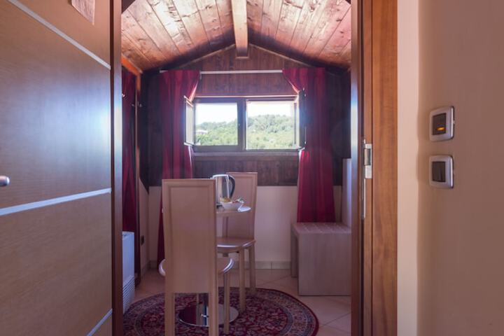 Room 14 of 42