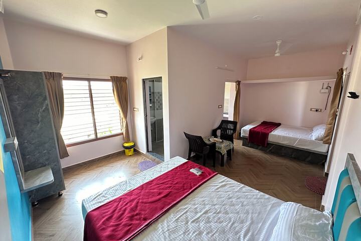Exterior of OM LINGESWARAN Home Stay Tiruvannamalai