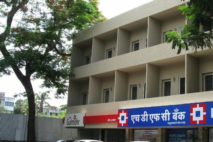 Hotel Entry