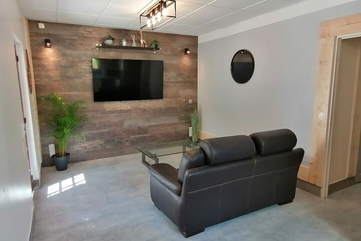 Room 12 of 14