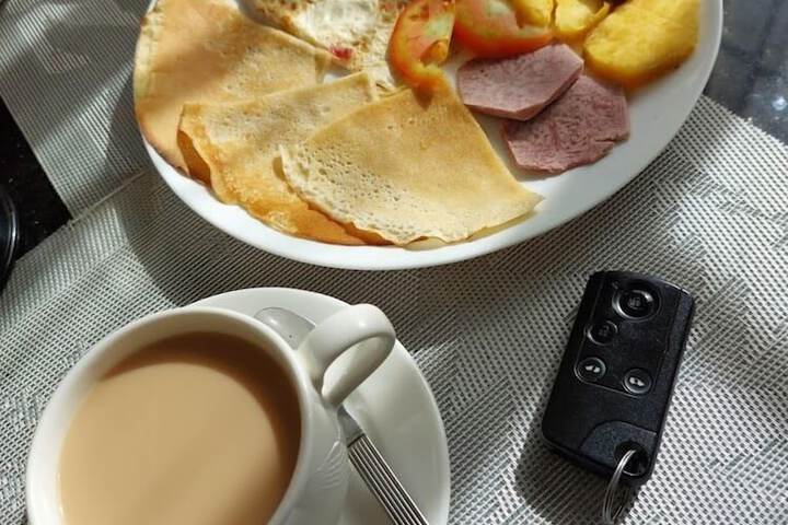 Breakfast/Coffee Service 31 of 44