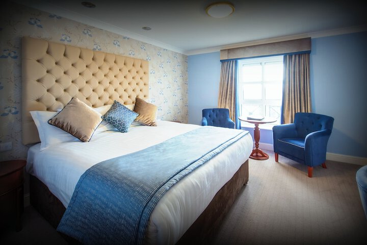 Room 14 of 64