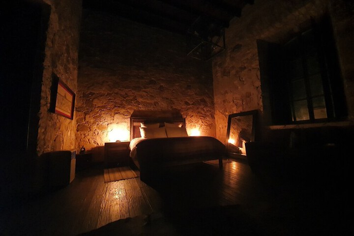 Room 13 of 169