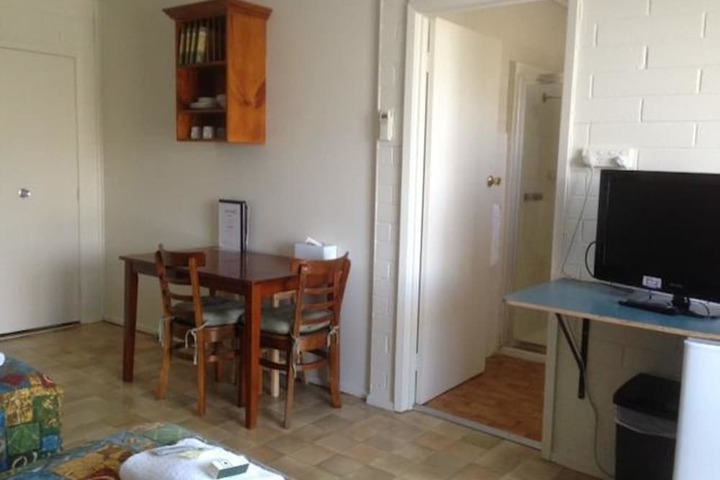 Room 5 of 26