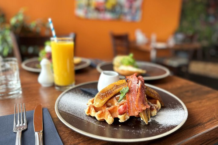 Breakfast/Coffee Service 101 of 115