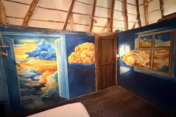 Room 51 of 155