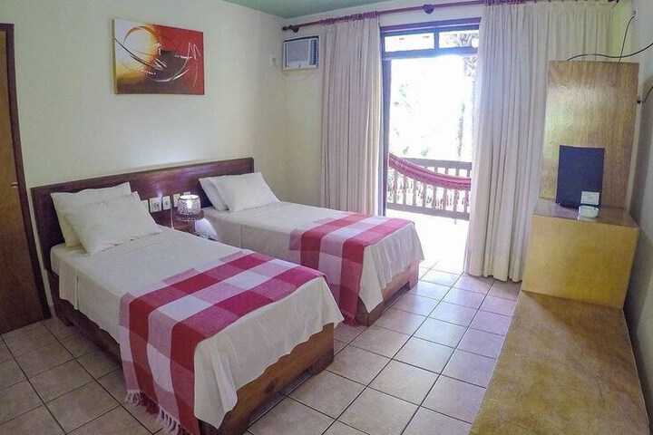 Room 3 of 49