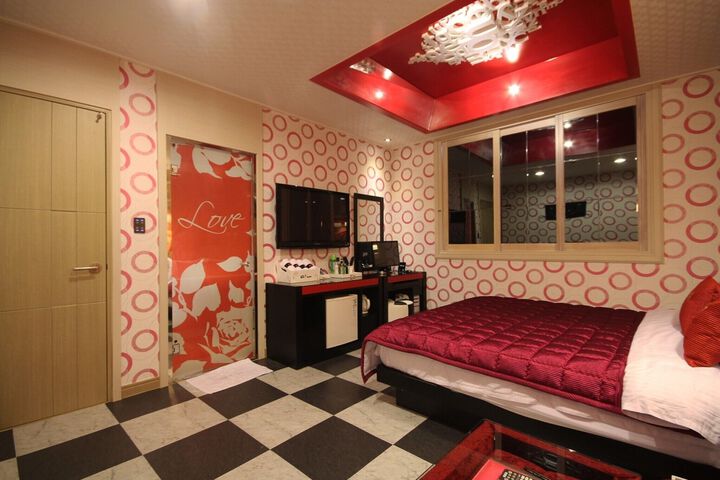 Room 135 of 156