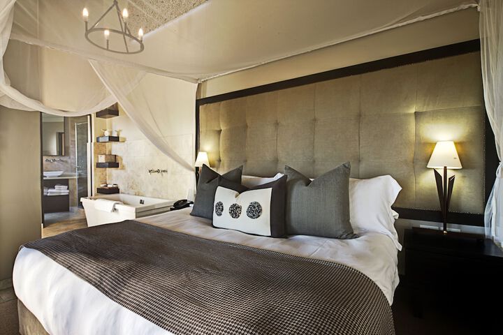 Room 8 of 39
