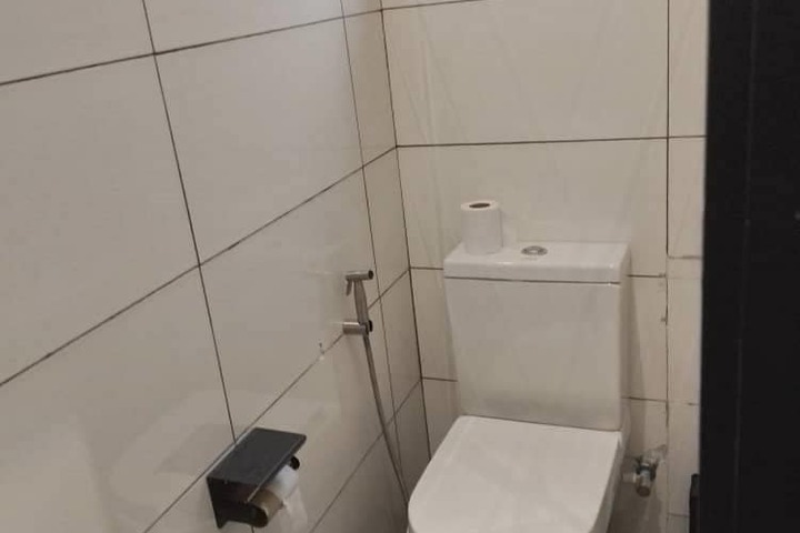 Room 15 of 19