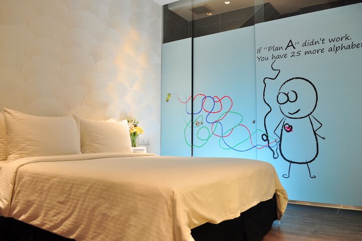 Room 3 of 51