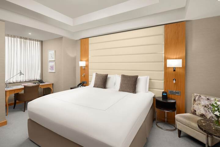 Room 39 of 114