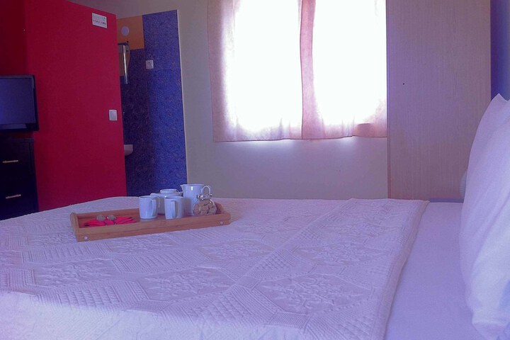 Room 14 of 18