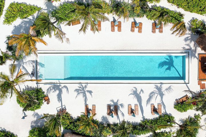 Pool 64 of 124