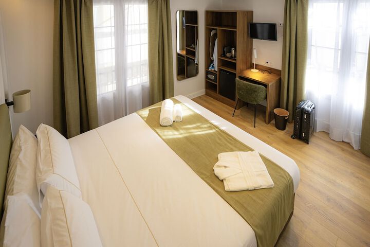 Room 12 of 41