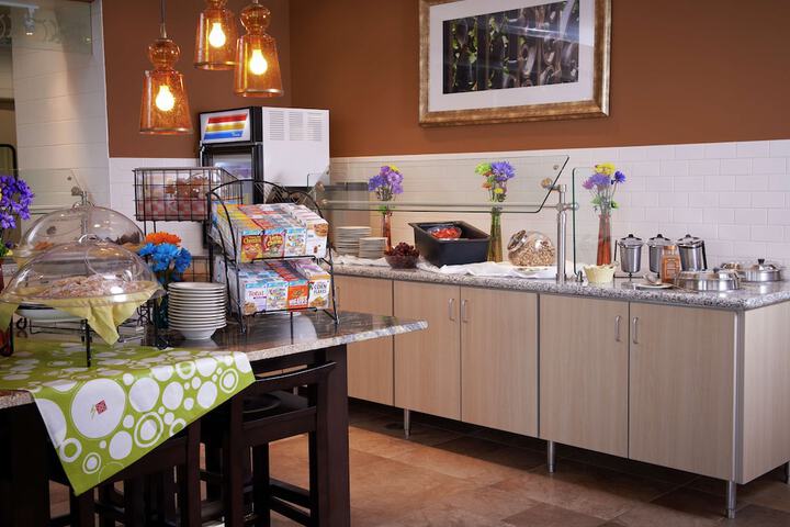 Breakfast area
