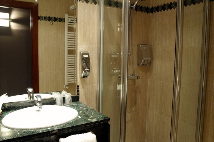 Room 29 of 52