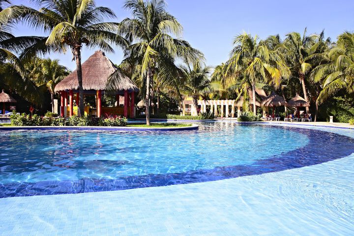 Pool Hotel