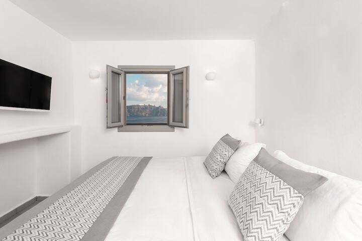 Room 35 of 107