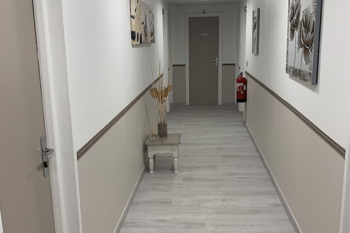 Ballroom/Hall 25 of 31