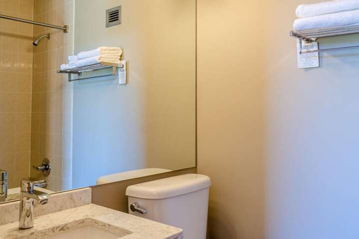 Room 44 of 266