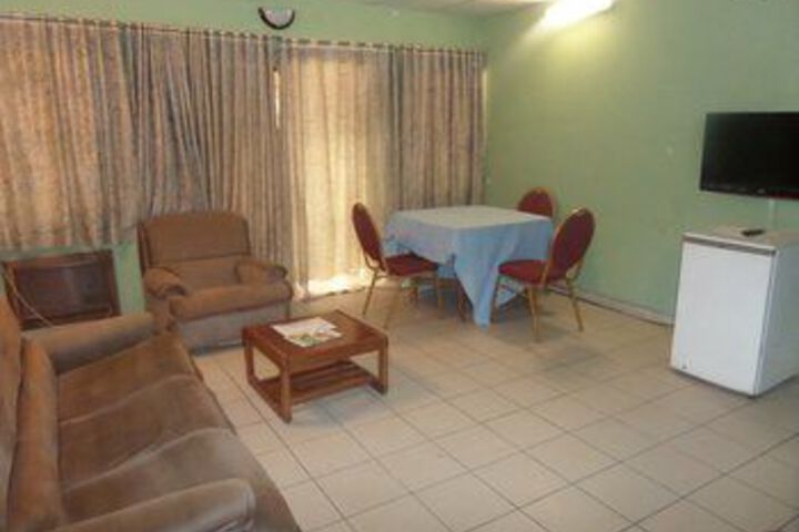 Room 26 of 33
