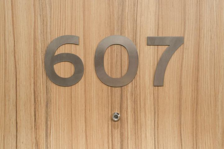 Room 70 of 315