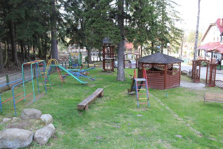 KRUCZE SKALY
