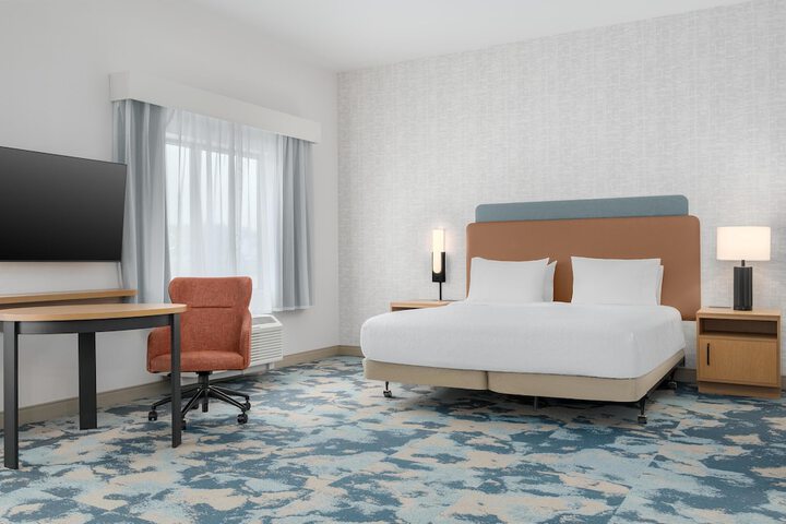 Room 6 of 35