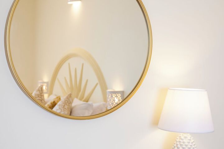 Room 40 of 221