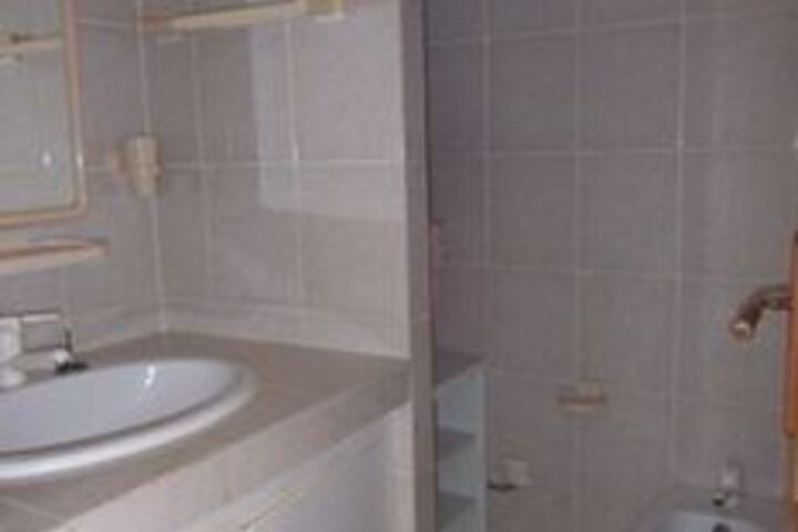 Room 3 of 15